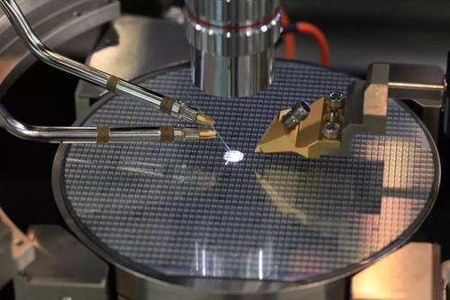 LINEAR集成數字電源系統管理的升壓穩壓器